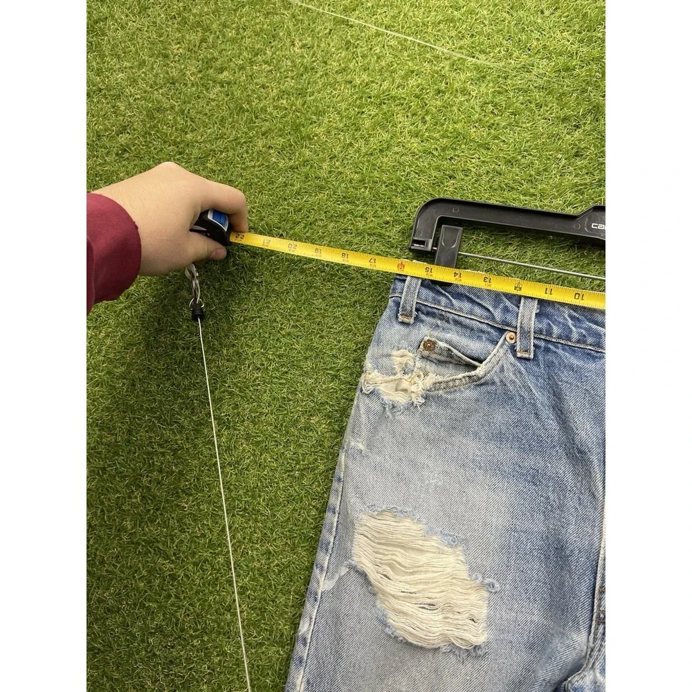 Levis shop confidence